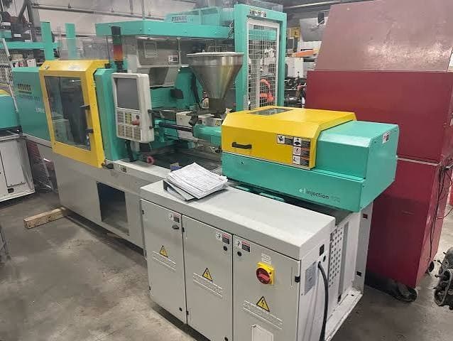 Injection Molding Machine